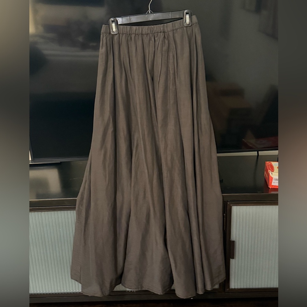 Velvet by Graham and Spencer green Maxi Skirt
